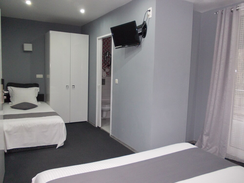 Guestroom