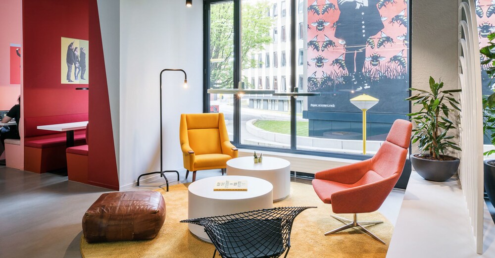 Lobby-Lounge