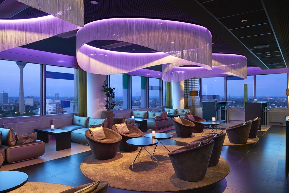 Hotel Lounge