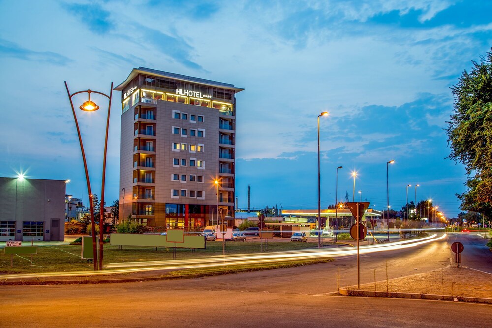 Hotel Front - Evening/Night