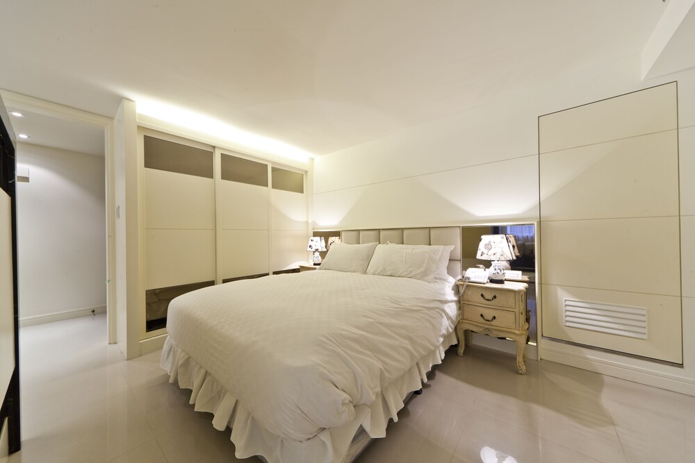 객실 (디럭스 더블룸 (3-4 pax with one sofa bed))