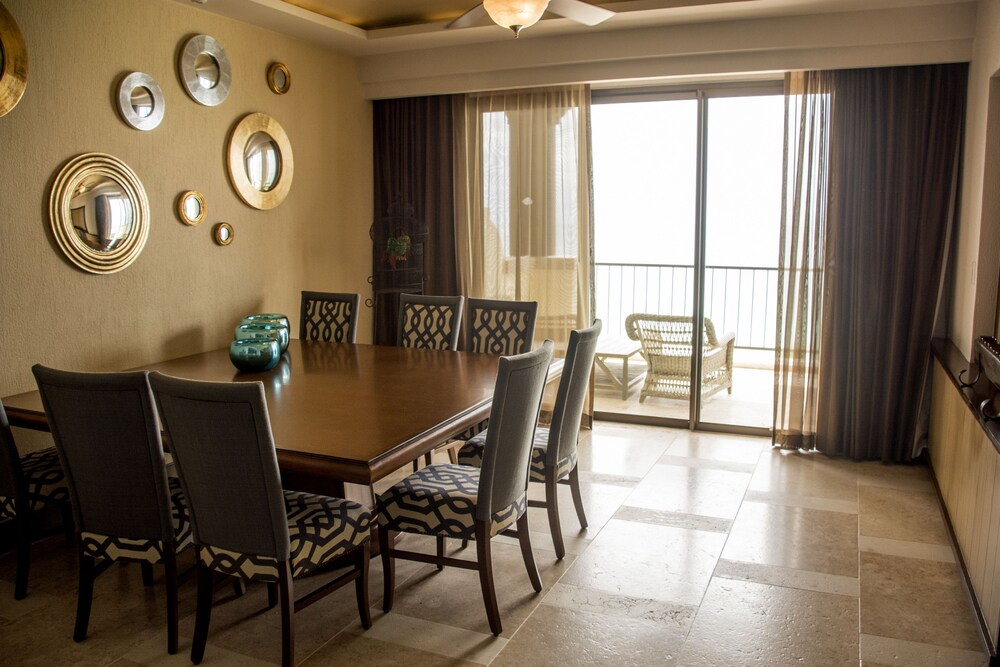 In-room dining, Secrets Puerto Los Cabos - Adults Only - All Inclusive