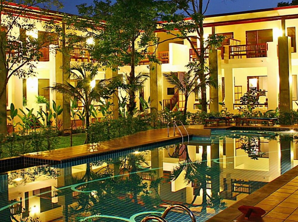 Hotel Front - Evening/Night