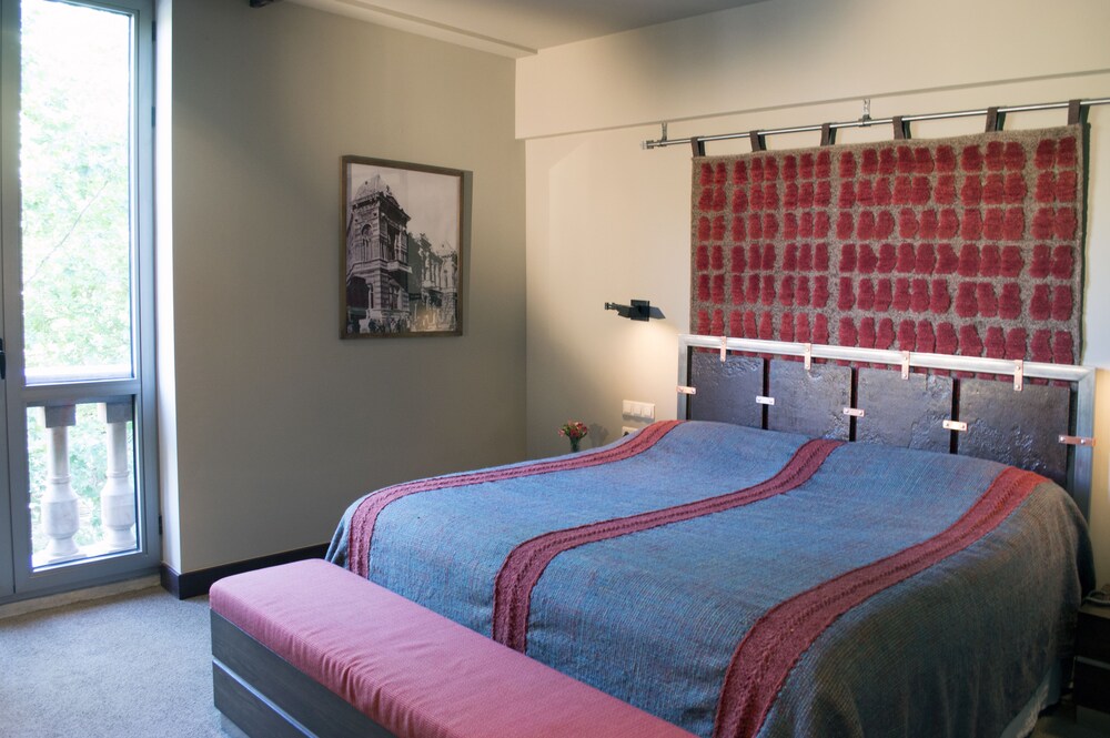 In-Room Business Center