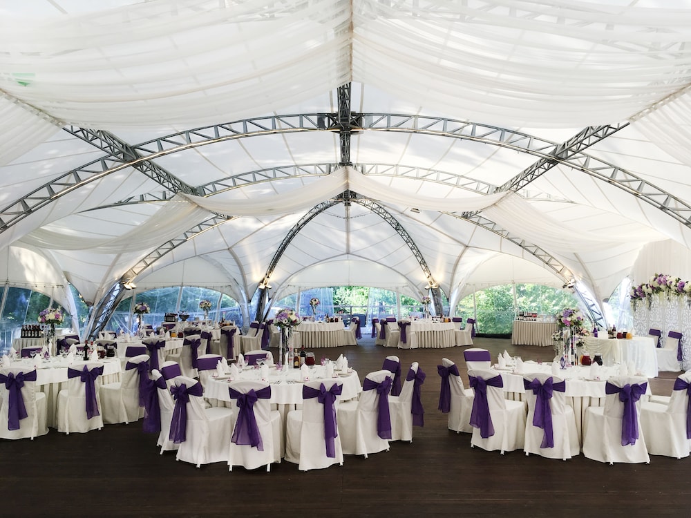 Outdoor Banquet Area