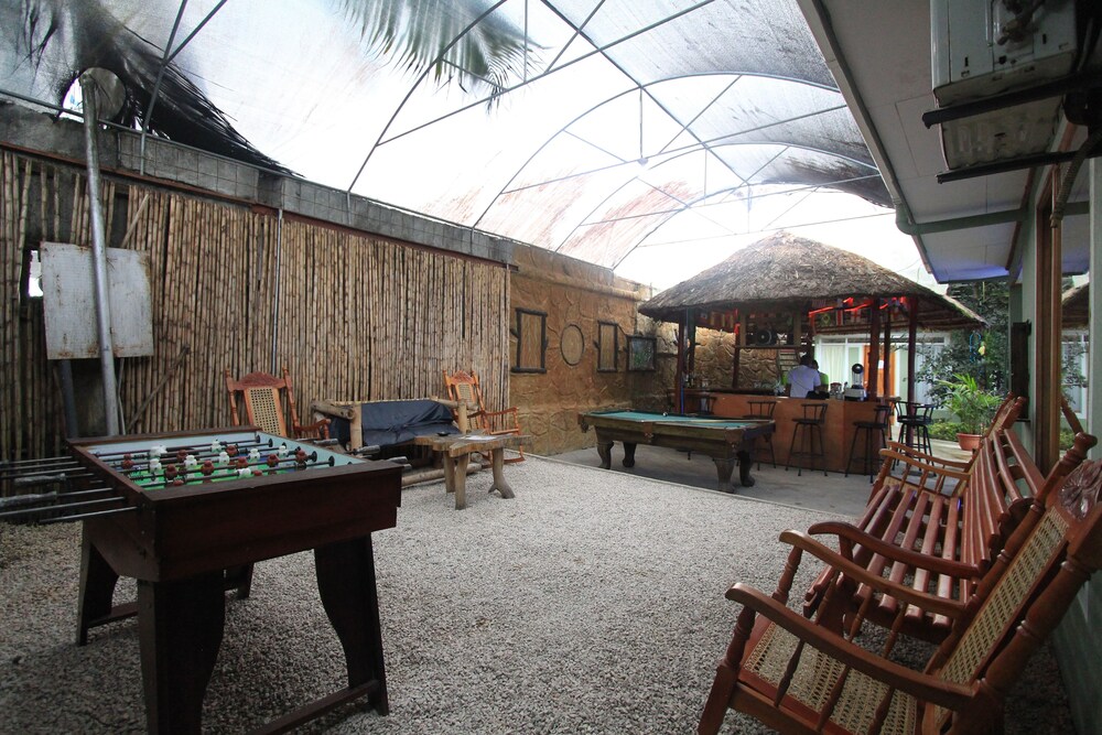 Hotel Bar