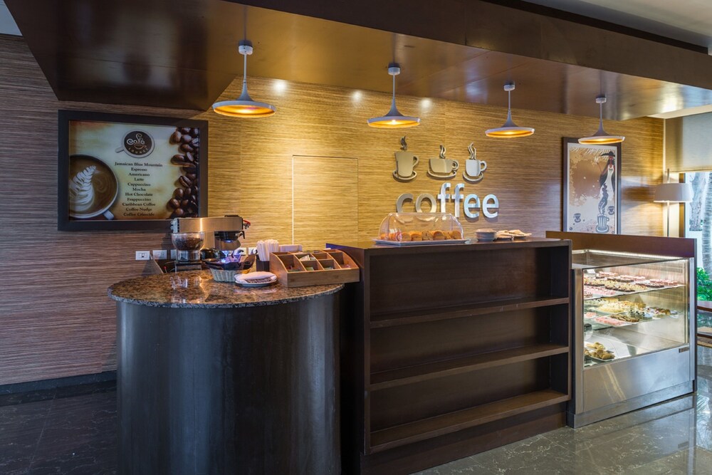 Coffee shop, Royalton White Sands Montego Bay, An Autograph Collection All Inclusive Resort