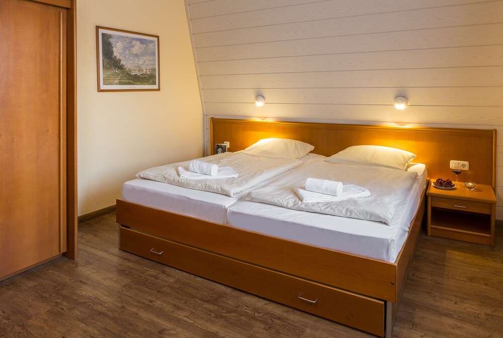 Zimmer (1 Raum Bugalow)