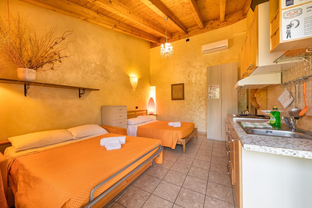 Apartment (4 people) - Guestroom