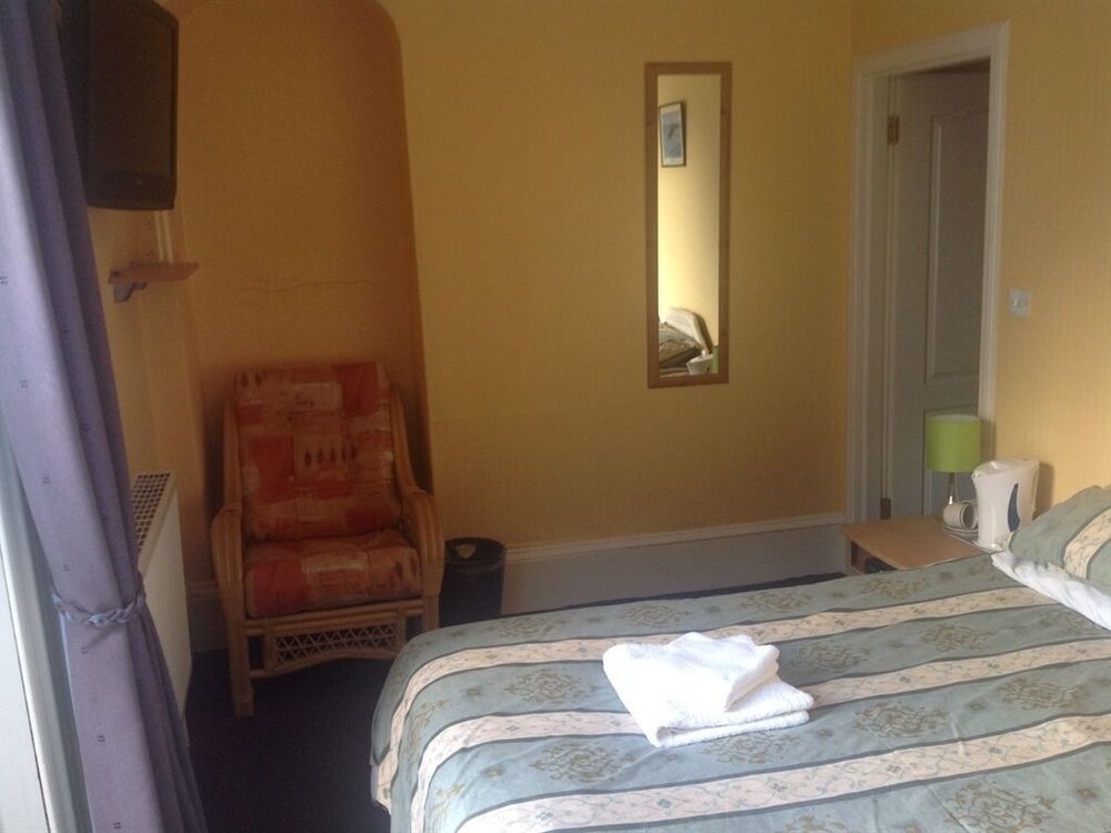 Guestroom