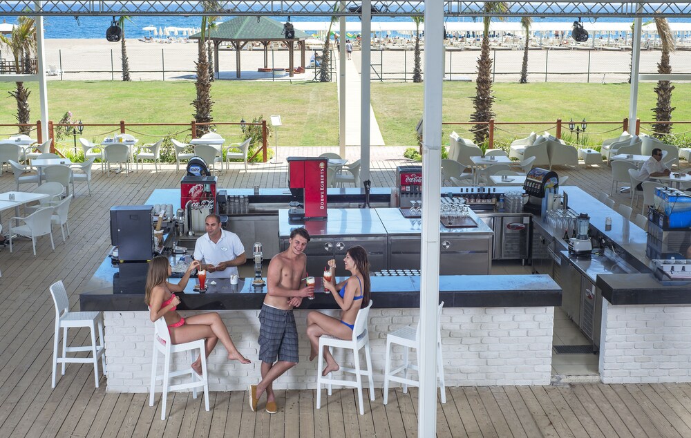 Hotel Bar