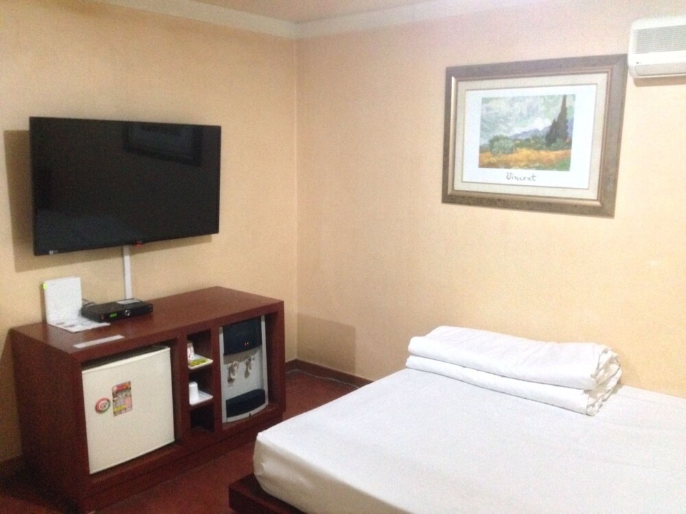 Guestroom View