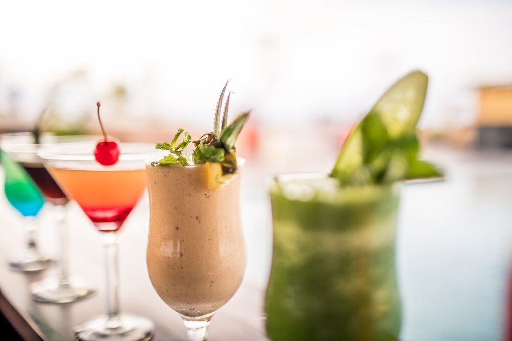 Poolside Bar