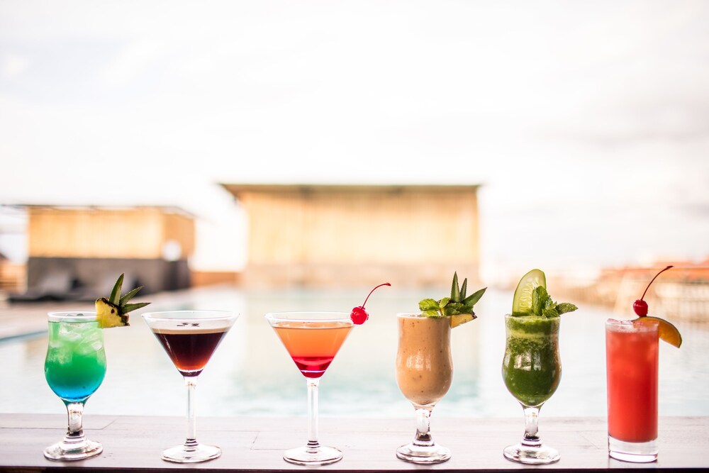 Poolside Bar