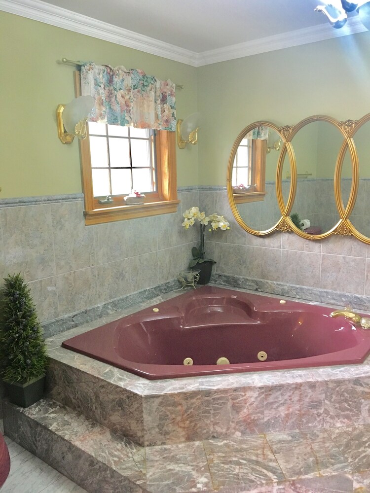 Jetted Tub