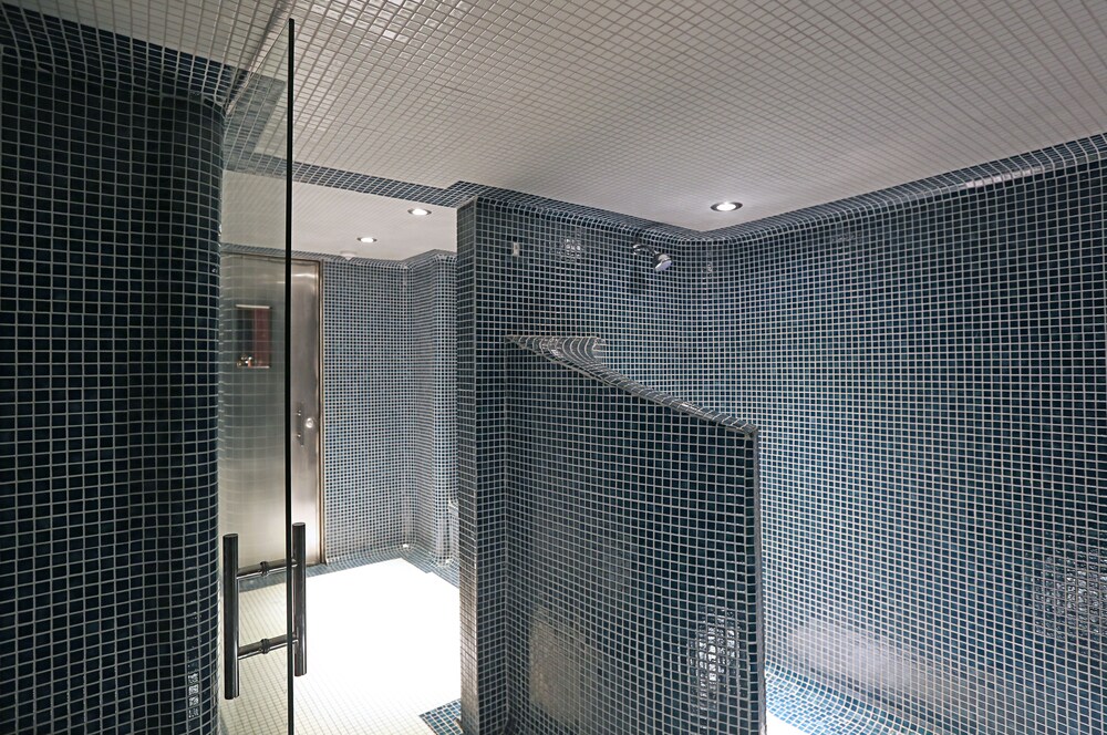 Steam Room