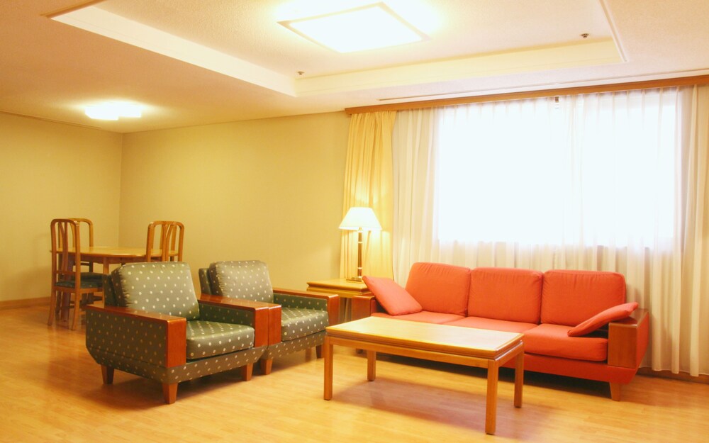 Room, 2 Bedrooms - Living Room