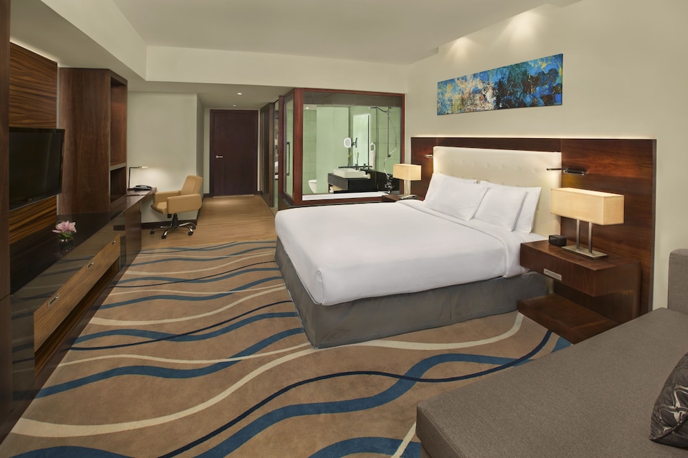 Room, 1 King Bed - Guestroom