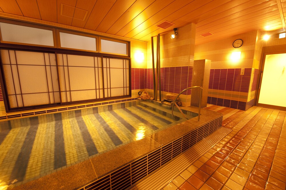 屋内スパ浴槽