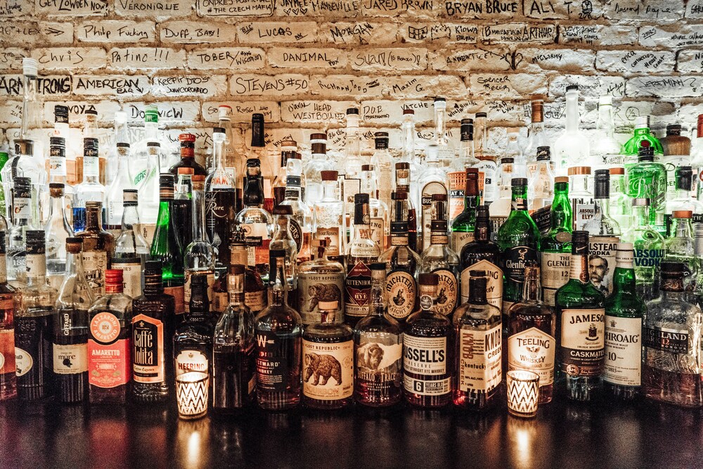 Hotel Bar