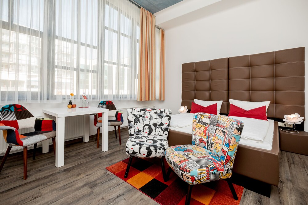 Guestroom