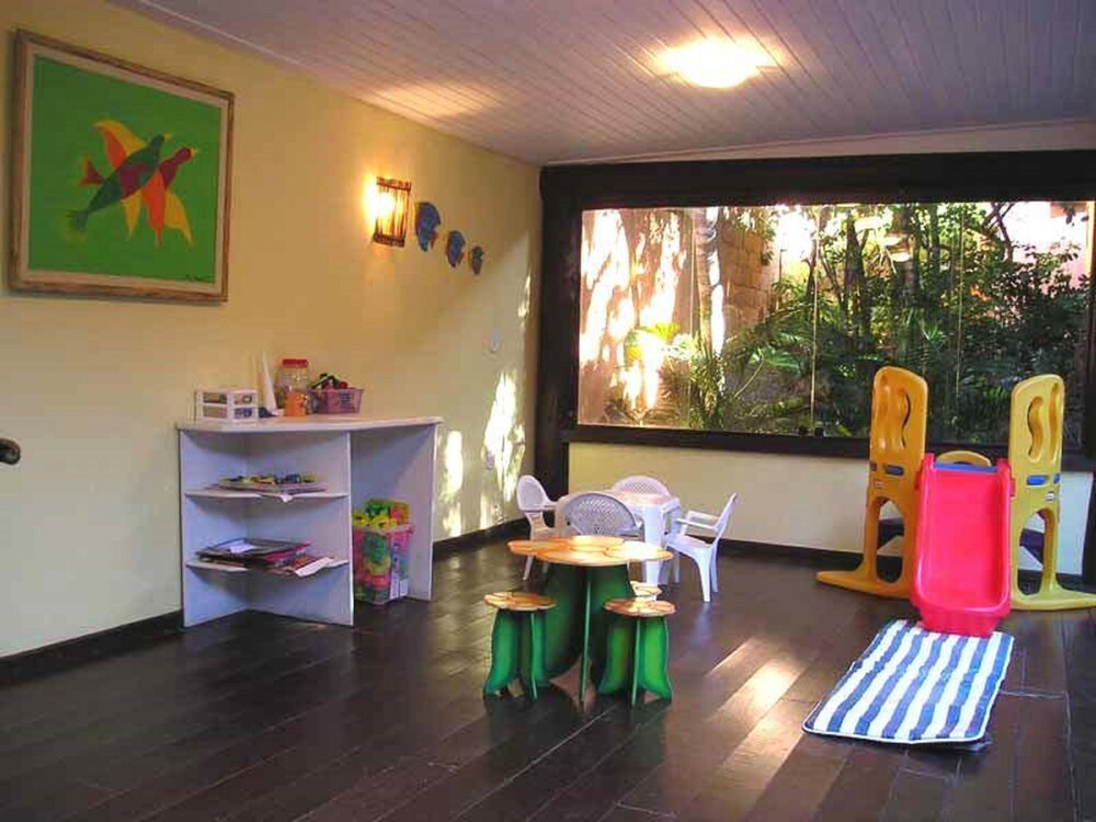 Childrens Play Area - Indoor