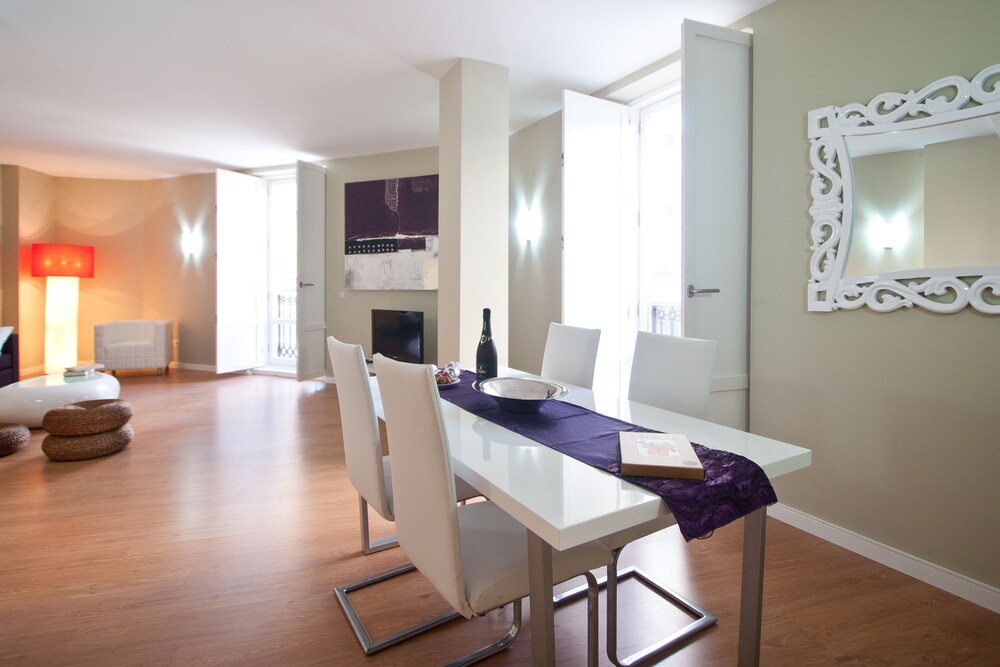 Superior Apartment, 1 Bedroom - Guestroom