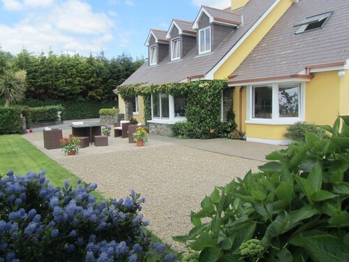 Edencrest Bed & Breakfast