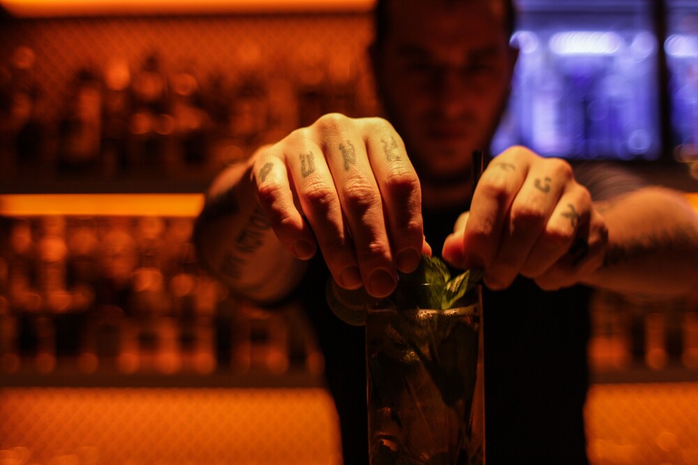 Hotel Bar