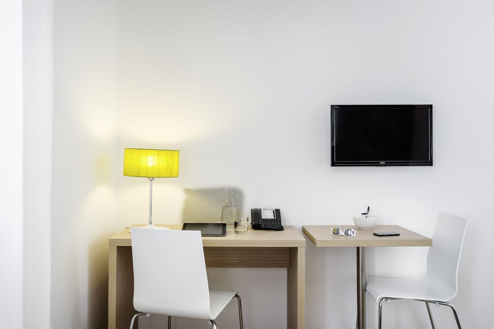 Studio, 1 Double Bed - In-Room Amenity