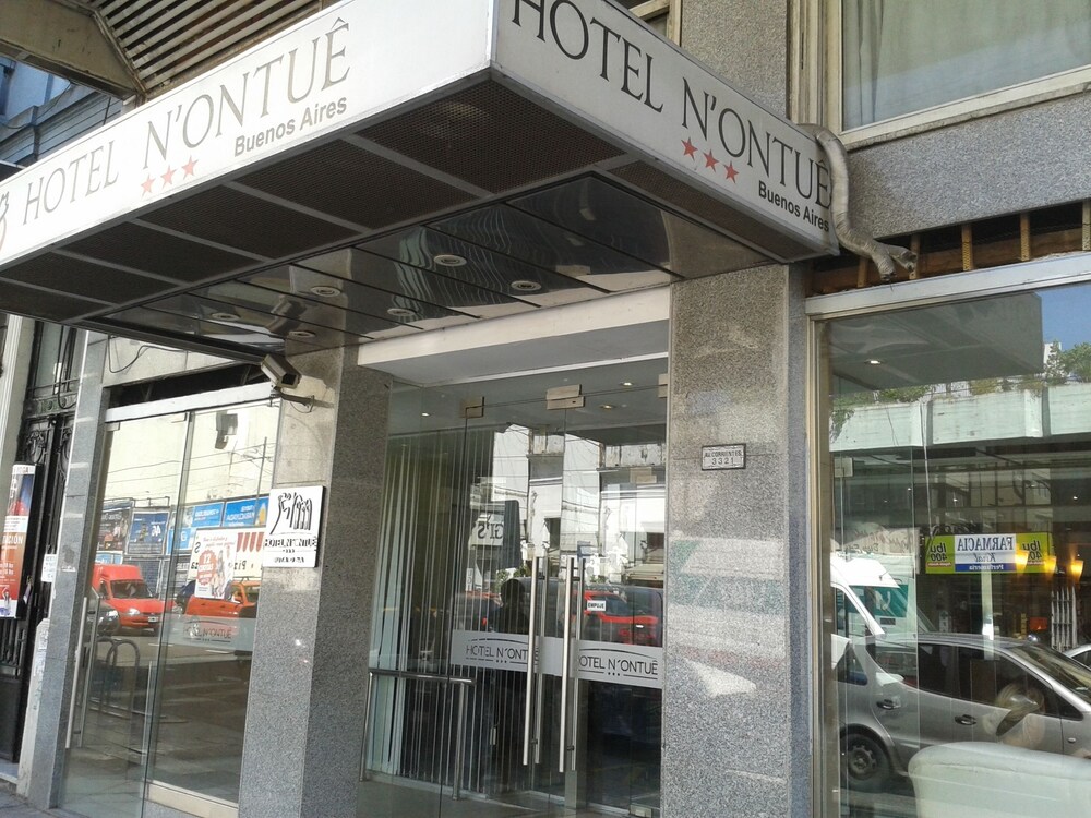 Entrada al hotel