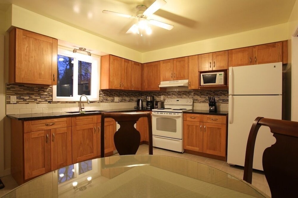 In-Room Kitchen