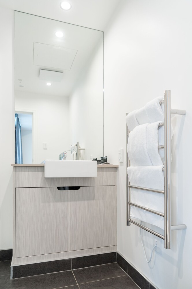 Premium Apartment, 1 Bedroom - Bathroom
