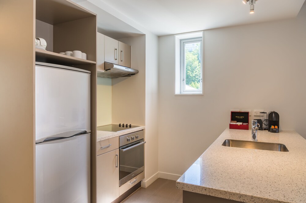 Suite, 2 Bedrooms - In-Room Kitchen