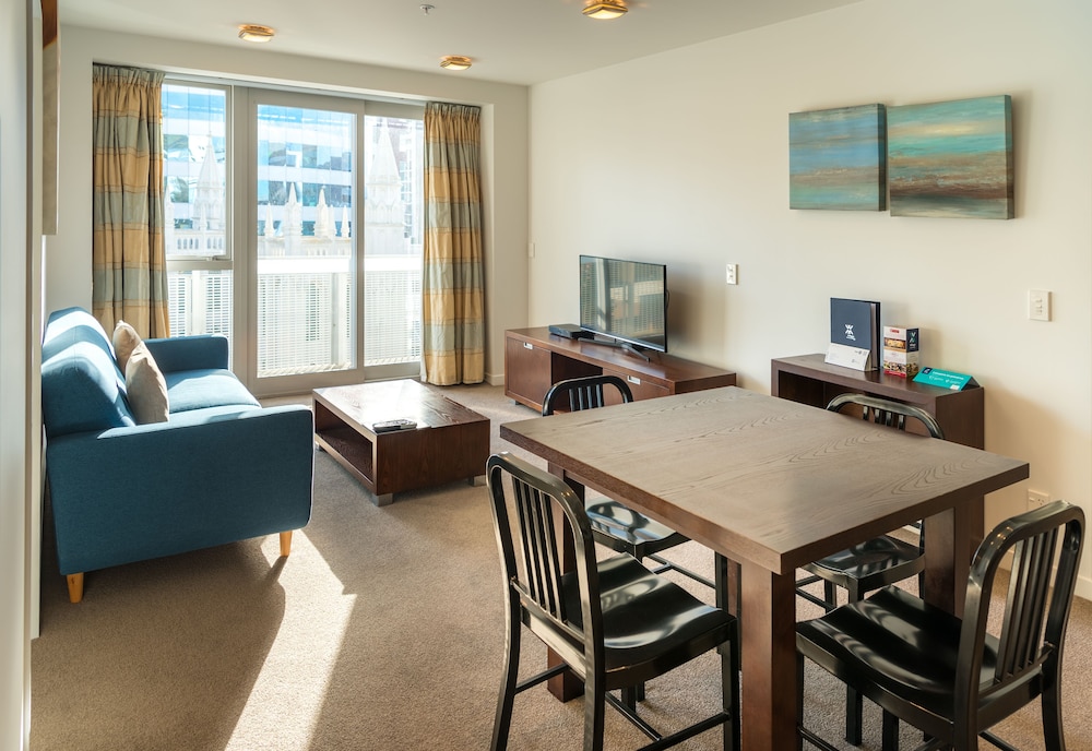 Suite, 1 Bedroom - Living Area