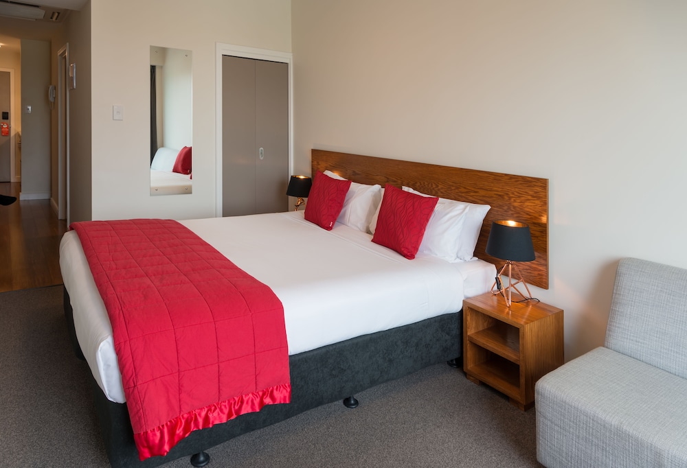 Studio (North) - Guestroom
