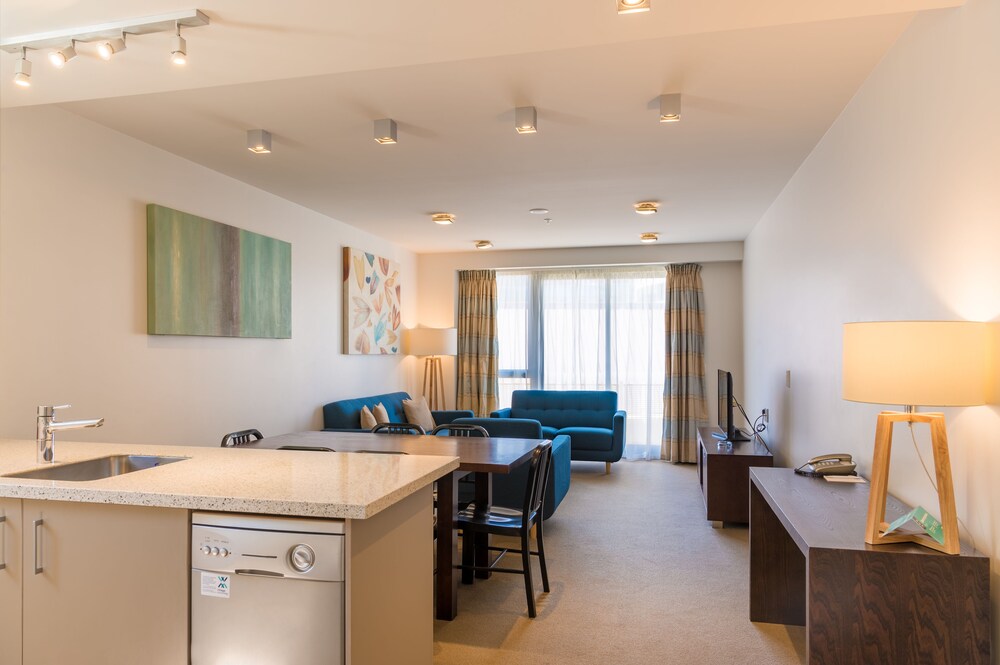 Suite, 2 Bedrooms - Living Area