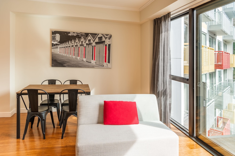 Premium Apartment, 1 Bedroom - Living Area