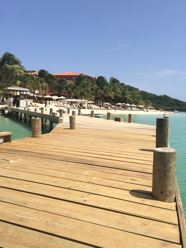 Dock