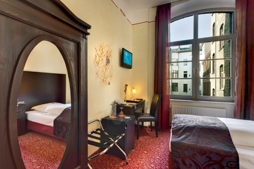 Guestroom