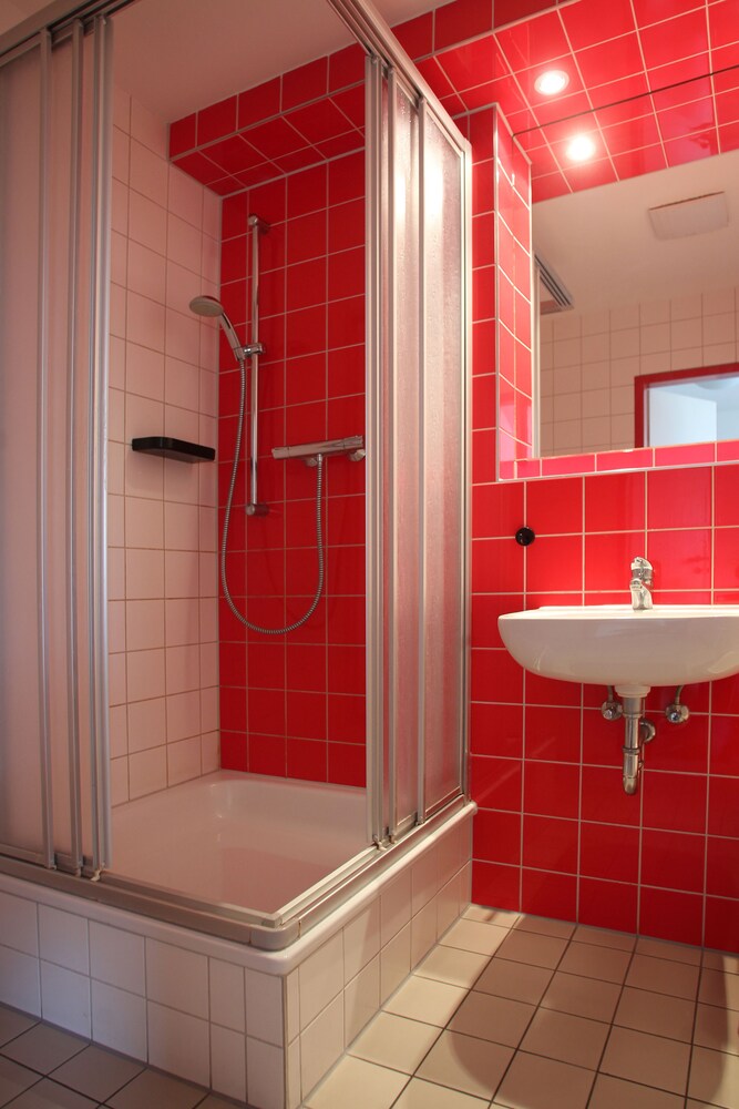 Dusche im Bad