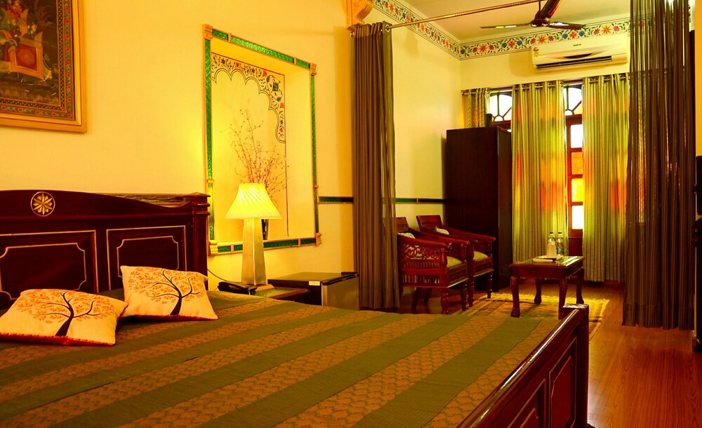 Guestroom
