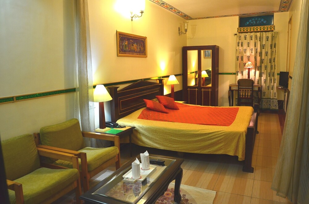 Guestroom