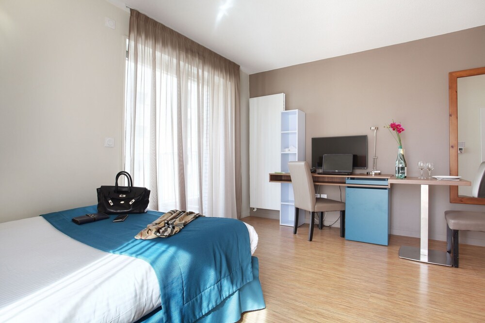 Studio - Guestroom