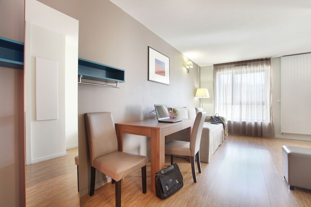Apartment, 1 Bedroom - Living Area