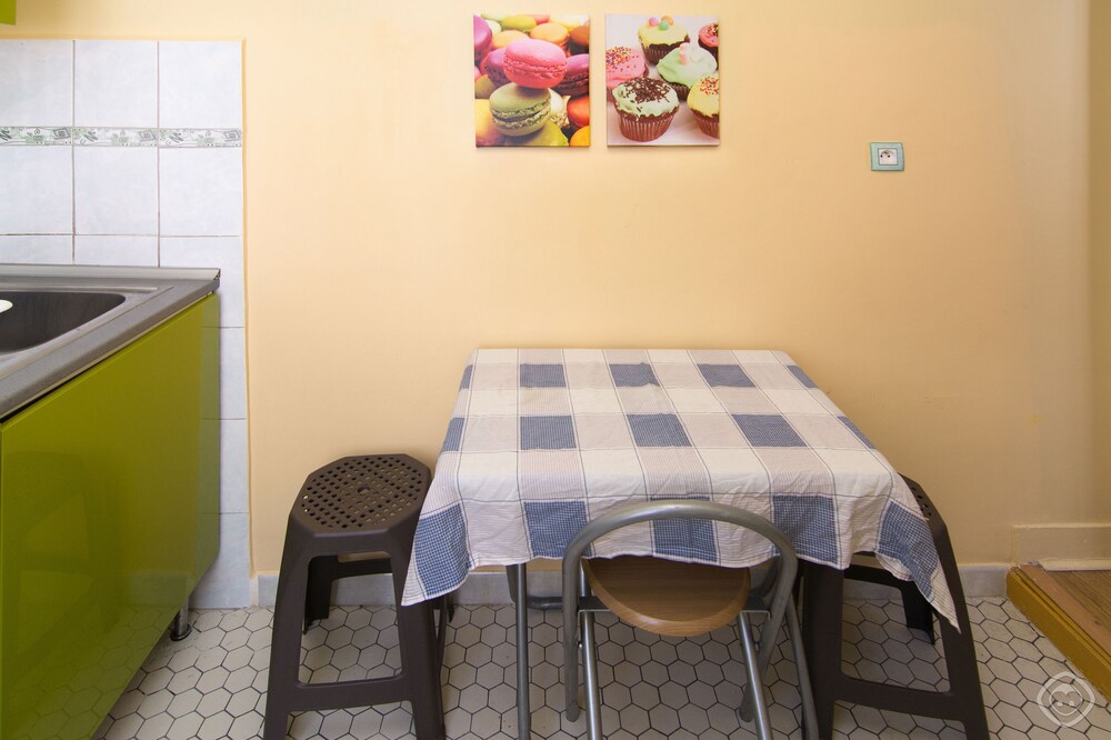 Standard Studio, City View - In-Room Dining