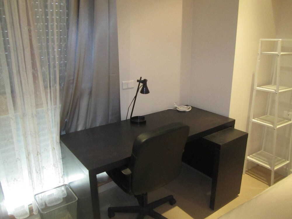 Deluxe Apartment, 2 Bedrooms - Guestroom