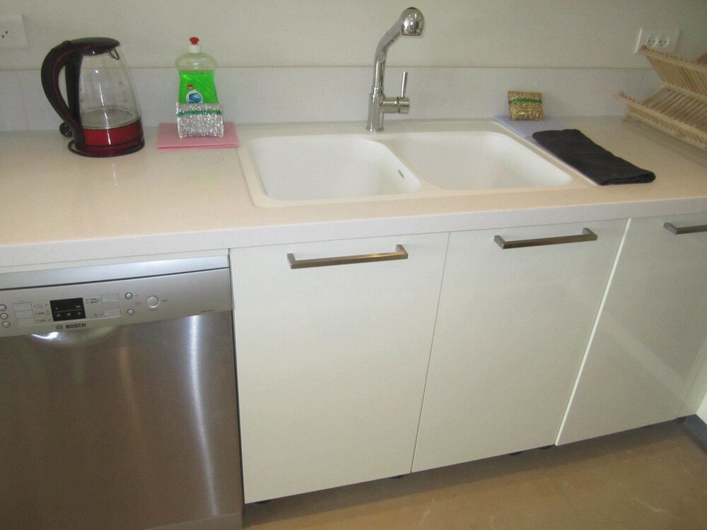 Deluxe Apartment, 2 Bedrooms - Guestroom