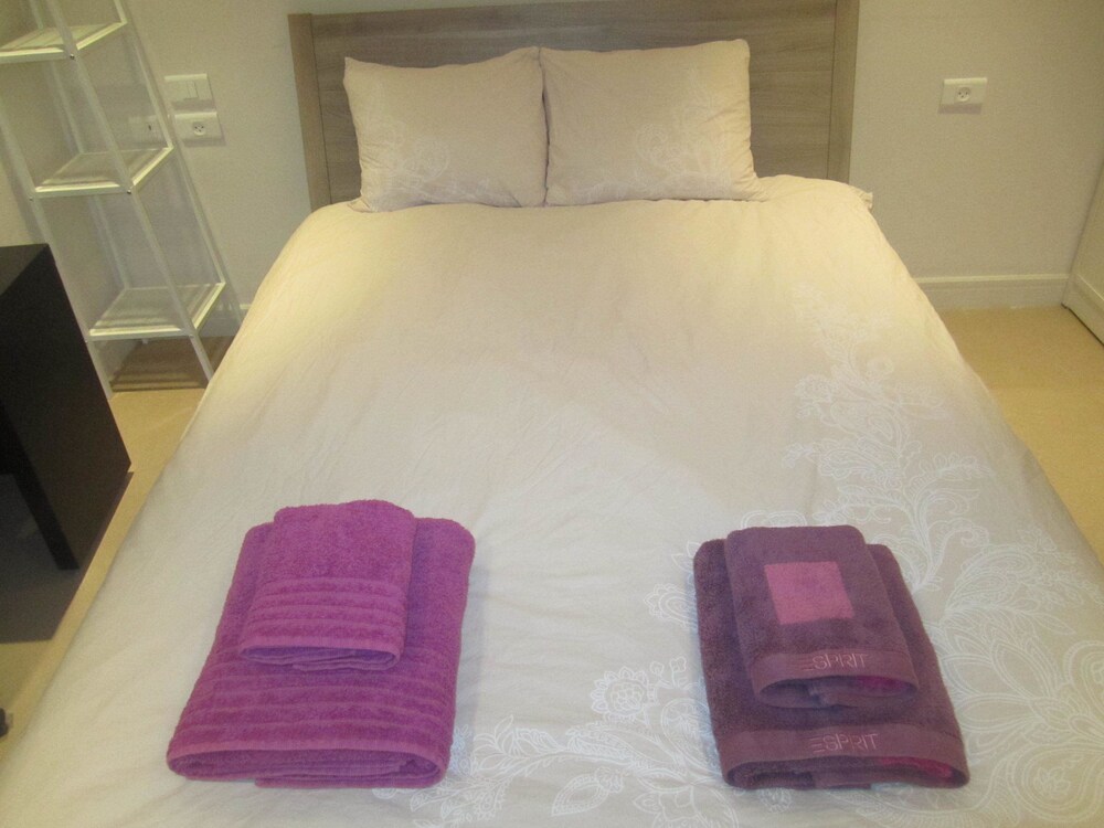 Deluxe Apartment, 2 Bedrooms - Guestroom