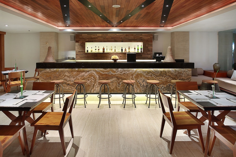 Bar Hotel